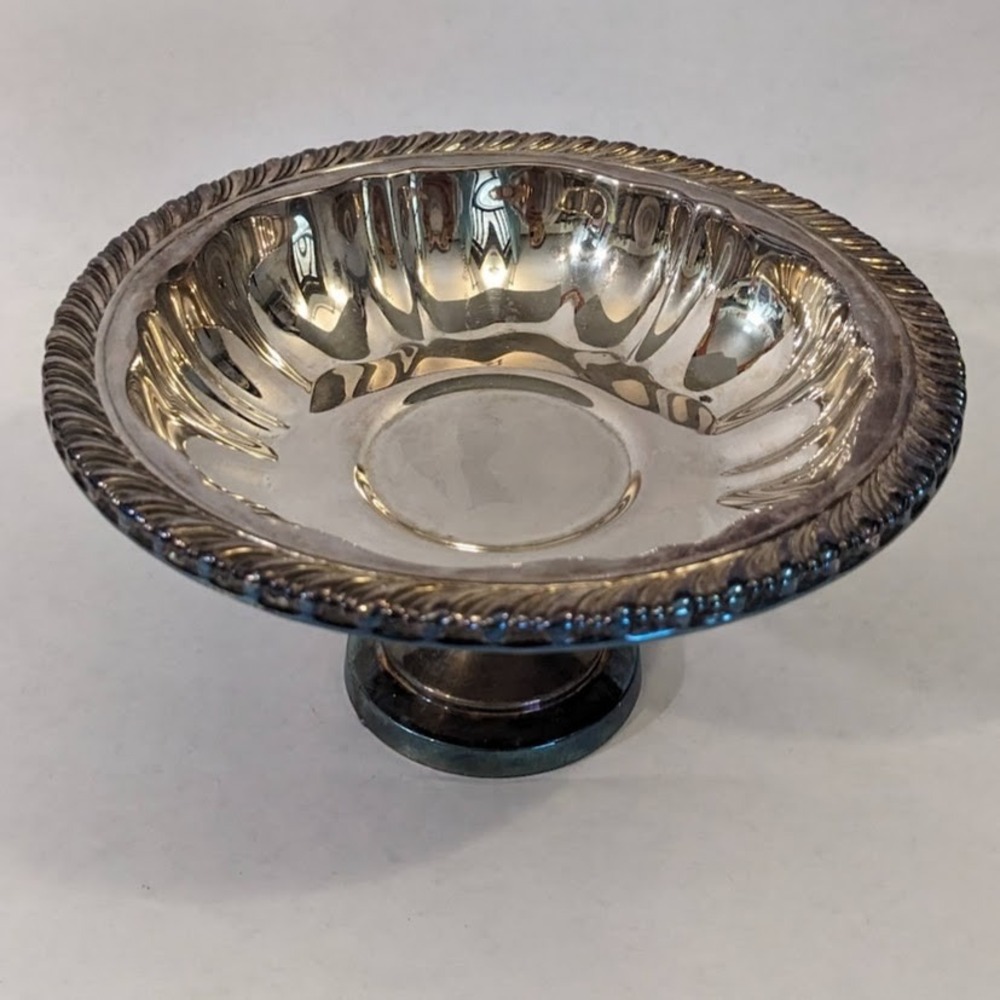 Vtg Oneida Silversmiths Silverplate Pedestal Bowl Gadroon Footed Compote Dish